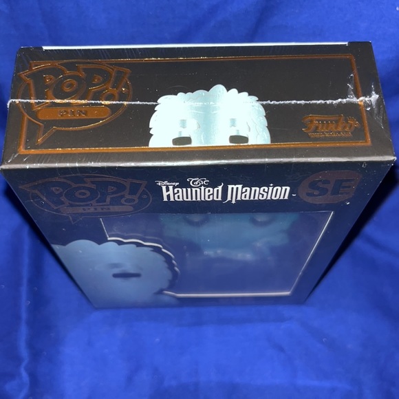 Disney Haunted Mansion Gus Funko Pop! Enamel Pin NEW IN BOX - Glow In The Dark - Picture 9 of 10